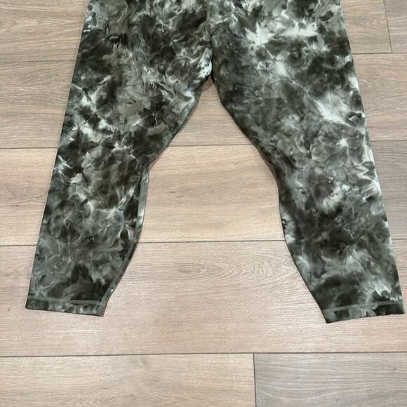 LULULEMON Diamond Dye Light Sage Align High Rise Active Workout Leggings Size 20 - Picture 7 of 11